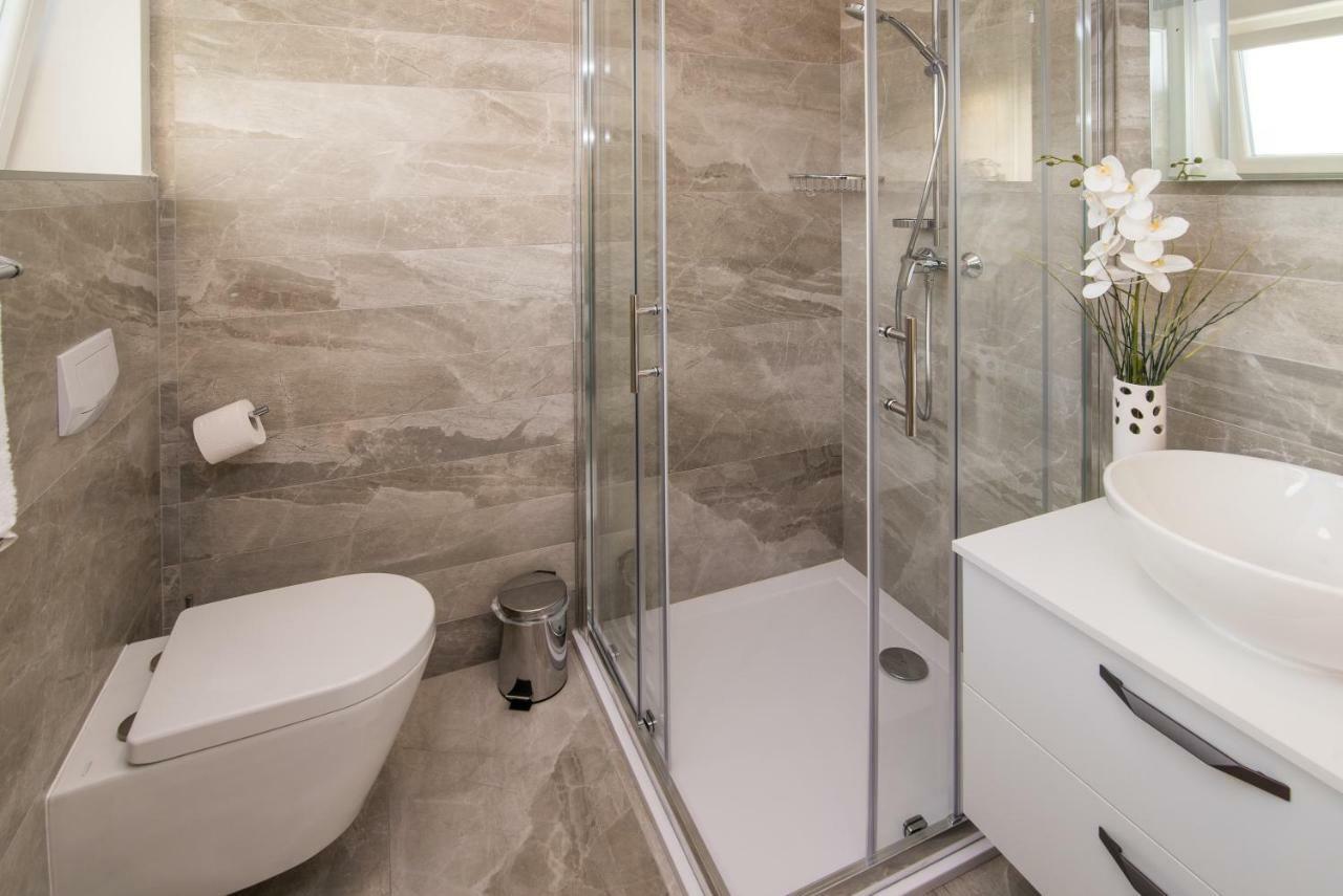 Luxury Apartment Imperia クルク エクステリア 写真