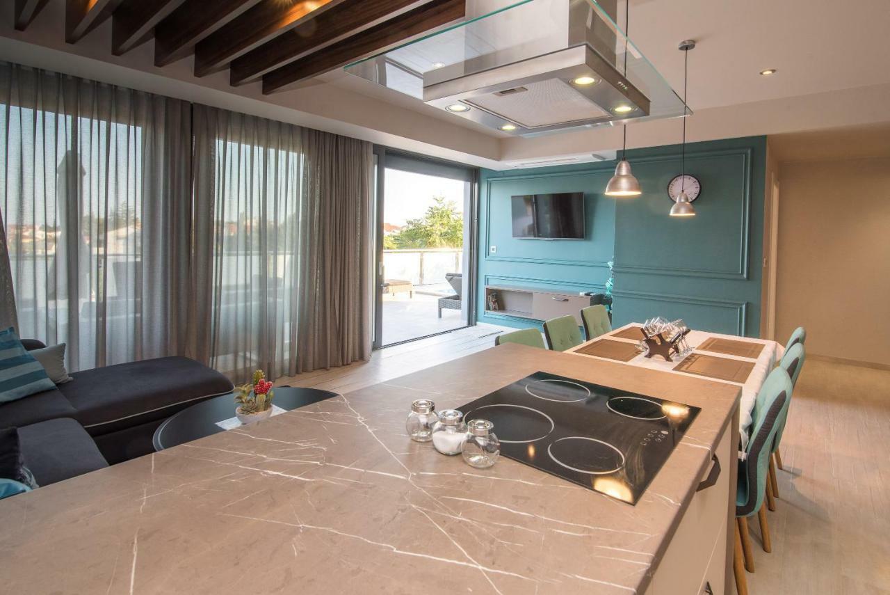 Luxury Apartment Imperia クルク エクステリア 写真