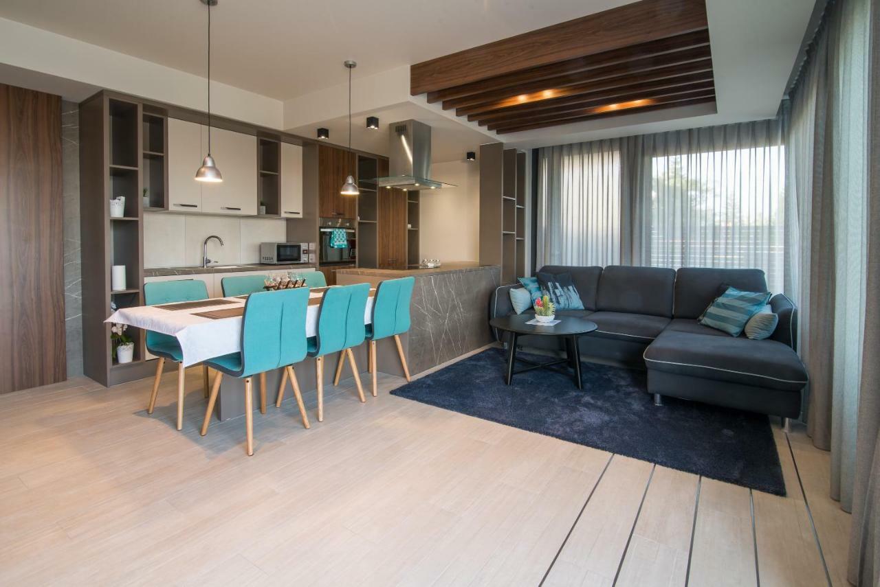 Luxury Apartment Imperia クルク エクステリア 写真